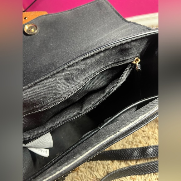 Aldo Tiger Purse - Picture 2 of 3